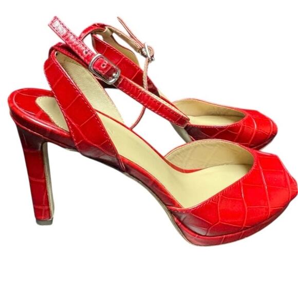 LAUREN by RALPH LAUREN Kyla
Crocodile Embossed Leather Sandal Red Size 6.5 - Picture 2 of 7